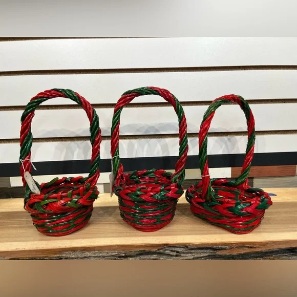 Red & green baskets - set of 3 - Picture 2 of 5